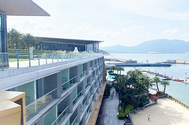 Q242　【インボイス制度】海外ホテルサイトを利用した「国内宿泊料金」の消費税の取扱い/インボイス番号がない領収書への対応は？